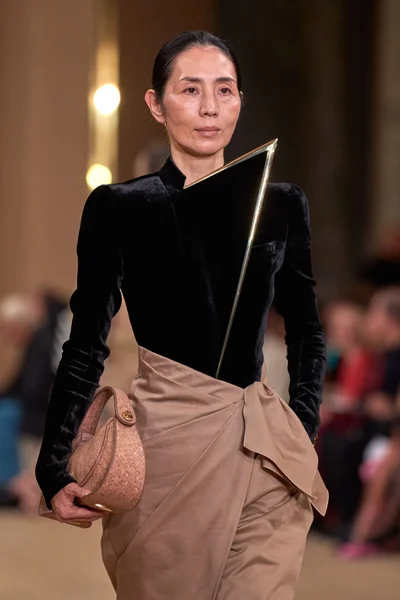 Look 53